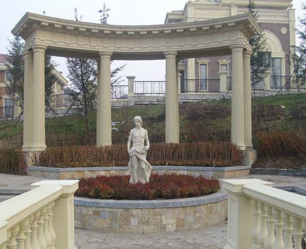 阜陽雕塑廠家簡述藝術(shù)品為何會上銹？