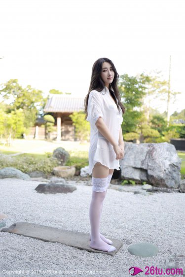 粉嫩的大学女友P