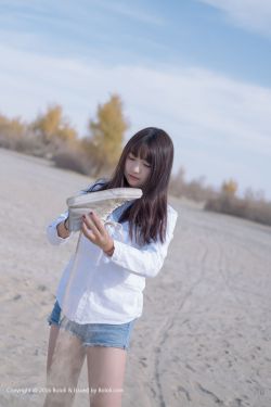 《语文课代表趴下让我桶字作文》